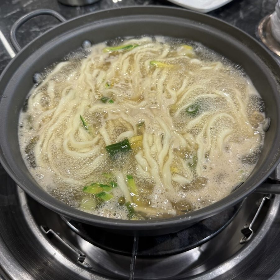 Oneuldo Bossam Kalguksu Geumho Branch