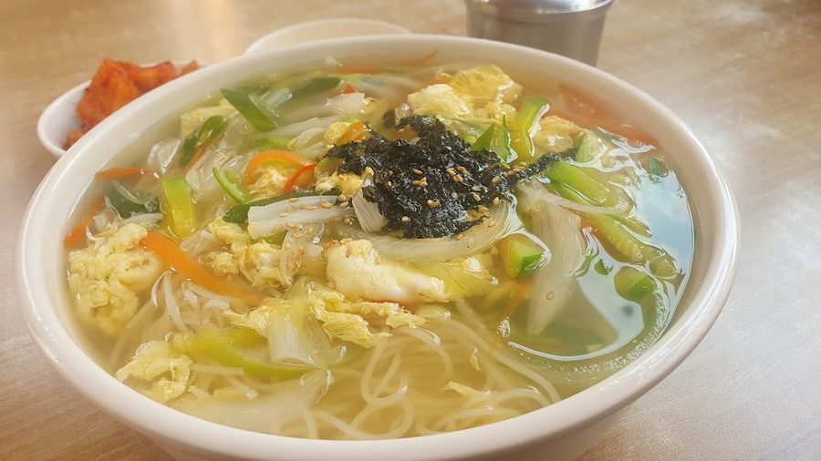 Ssakssuri Guksu