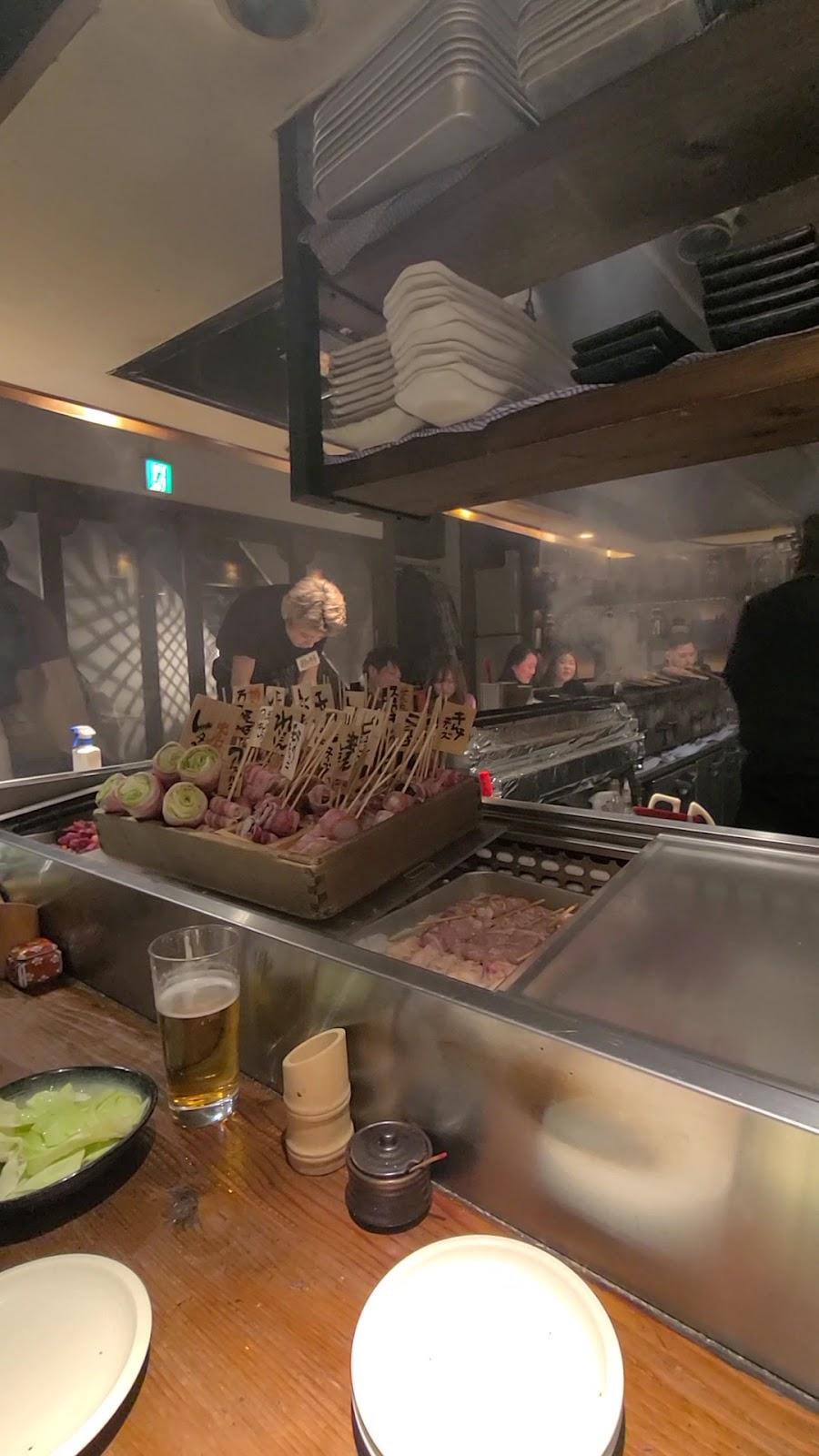 하카타 꼬치전문점 조우몬