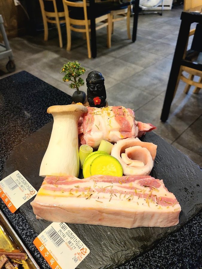 Jeju Oktap Gimhae Naeoe Branch