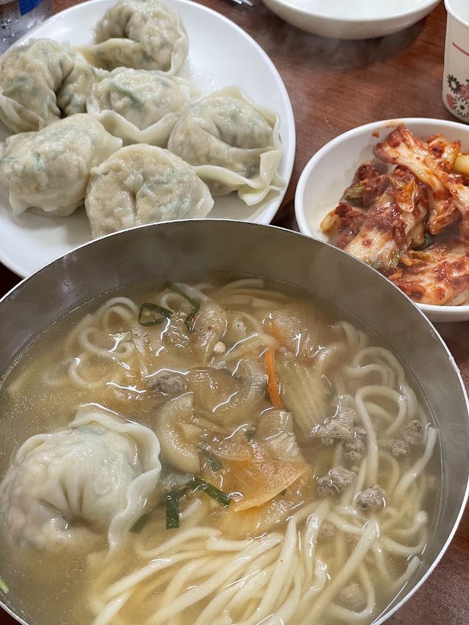 Myeongdong Kalguksu Namwon Chueotang