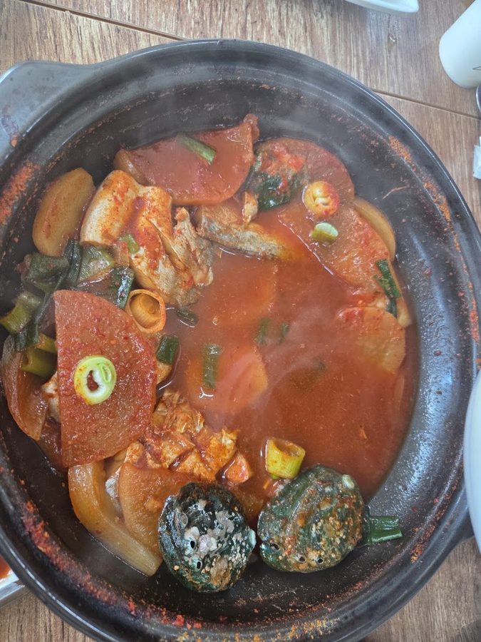 동뜬식당