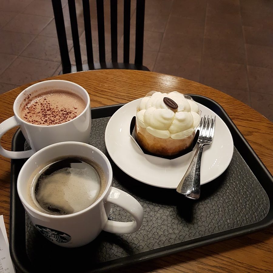 スターバックス コーヒー ルネサンス交差点店