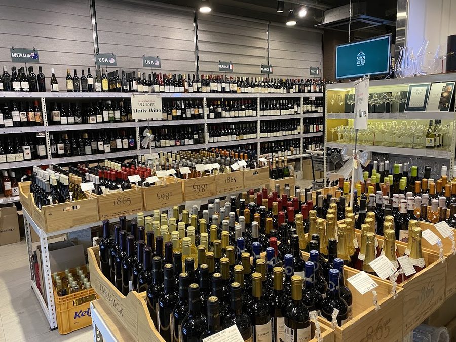 Wine Jeom Bang Seogwipo Branch