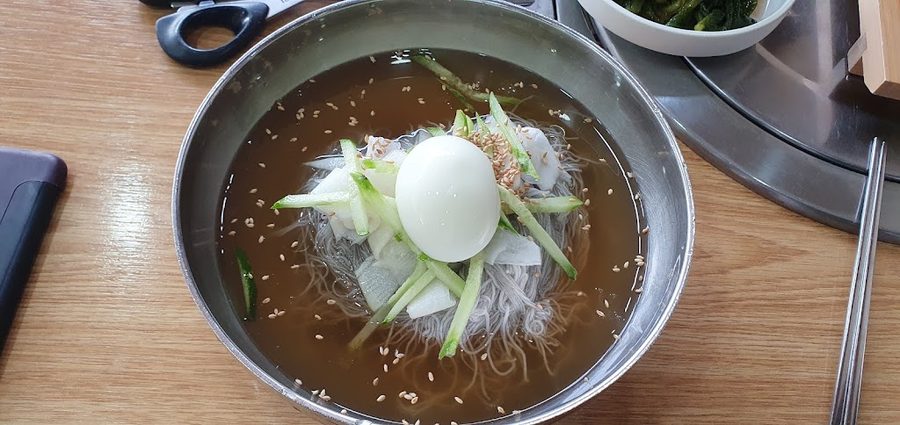 Wau Naengmyeon Galbi