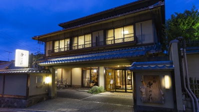 Yadoya Manjiro