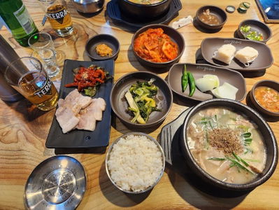 Gohyanggok Eolkeun Sundaeguk