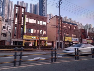 자담치킨 부산모라점