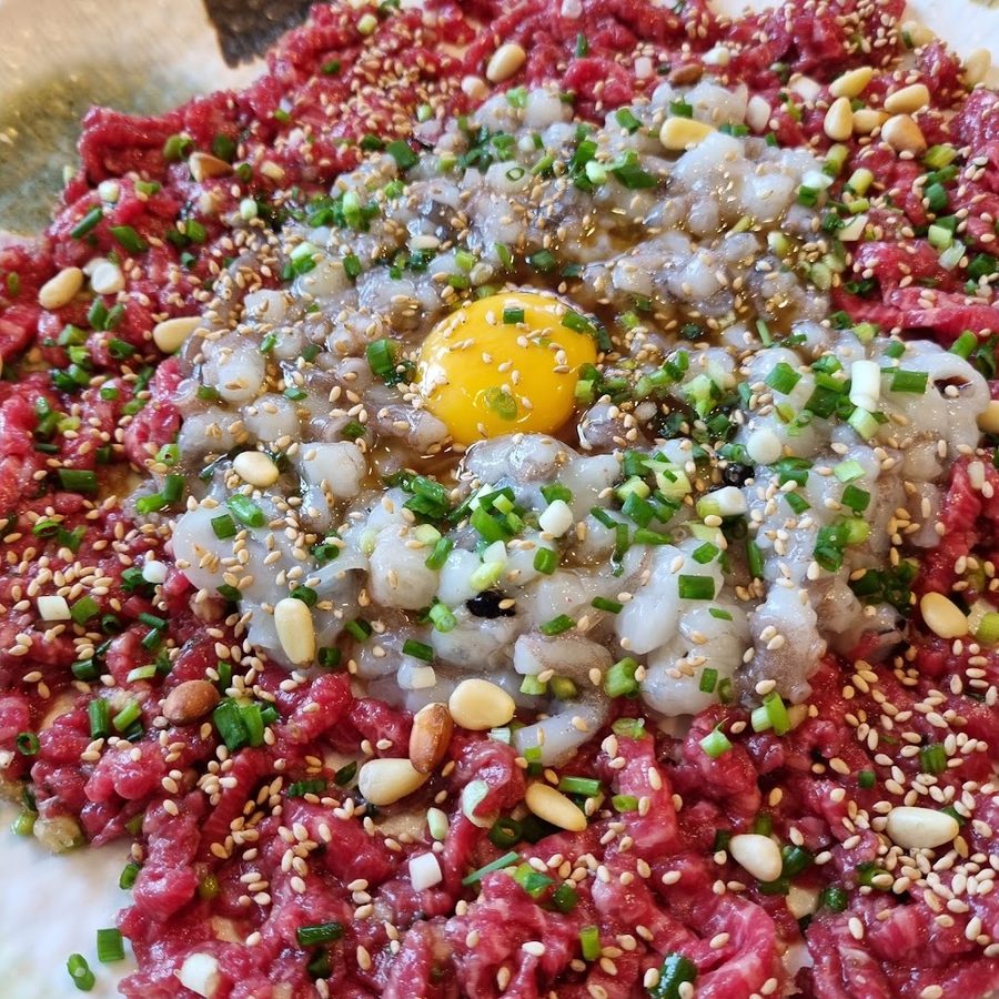 Mugyodong Gaenmaeul Nakji