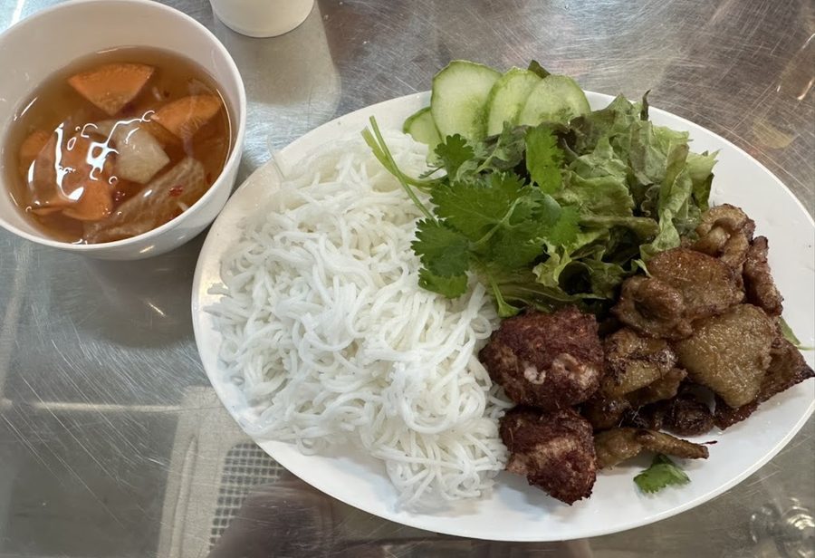 Hoang Viet Apgujeong Station Branch