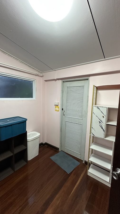 Easy Drop - Luggage Storage & Shower room (Khaosan Road Branch)