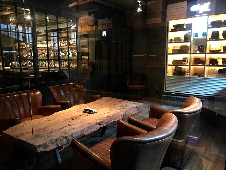 De La Mano Seoul Cigar Lounge