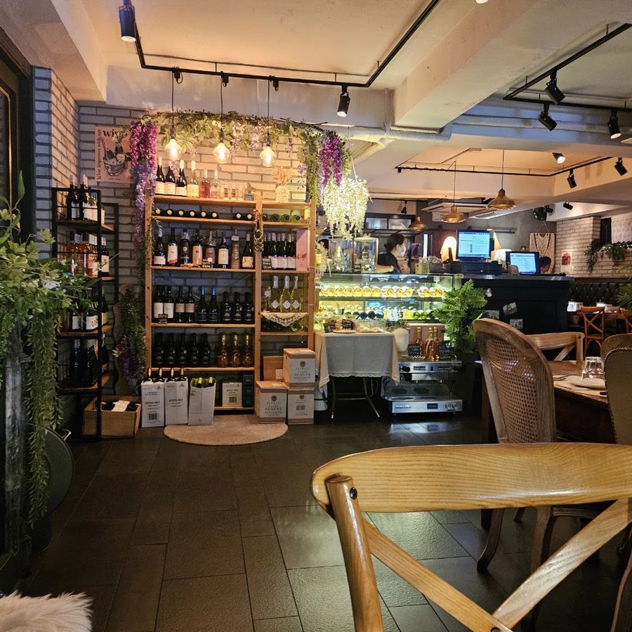 Bistro Ora