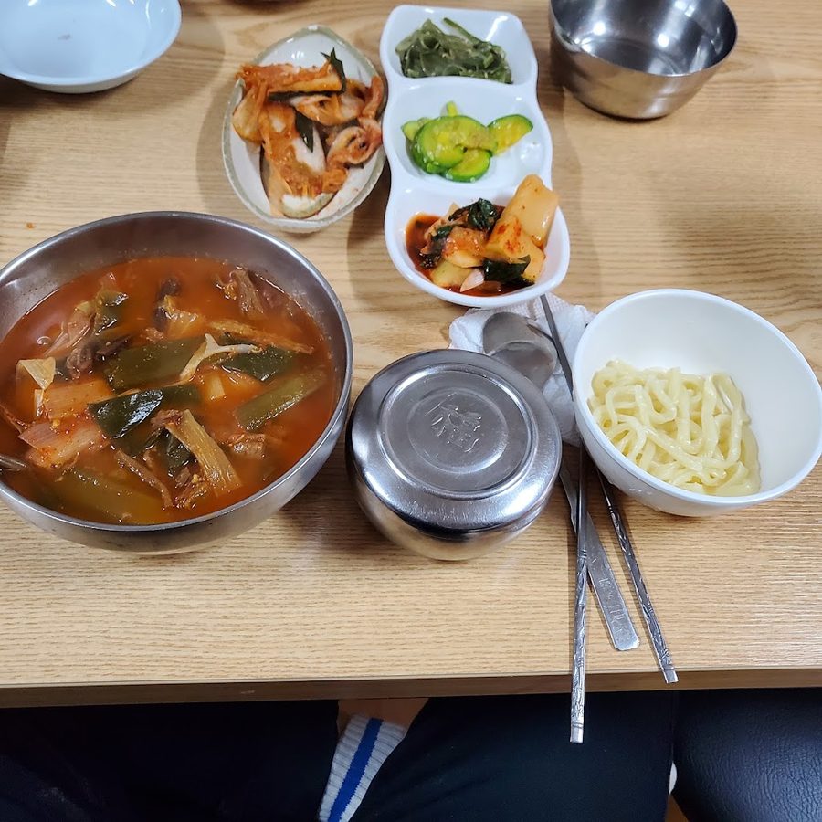 쌍둥이칼국수