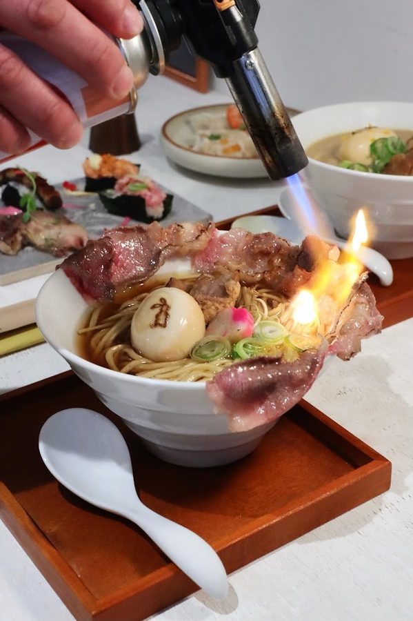 MOON and BACK Ramen Bar & Brunch Cafe
