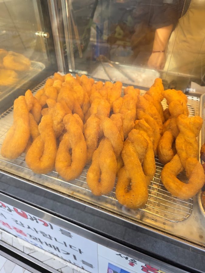 Eunma Twisted Donut Gyeongbokgung Branch