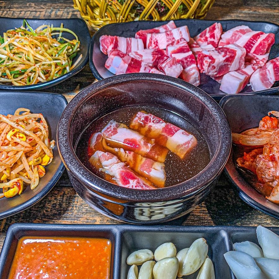 dongbang saeng gogi pork