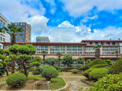 釜田圖書館