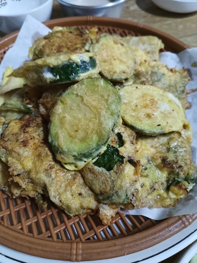 Dongnae Modeum Jeon