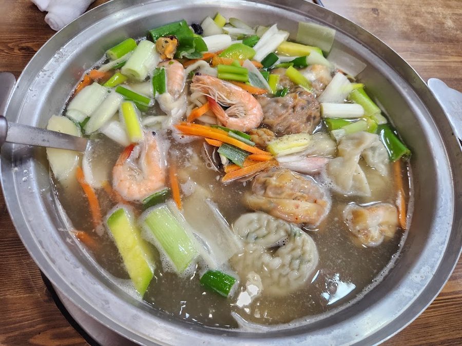 Ajimae Haemul Kalguksu