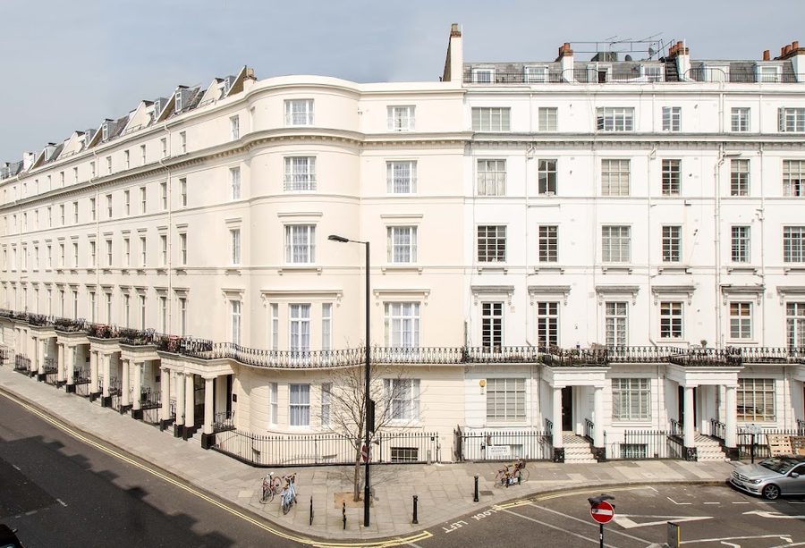 Montcalm Chilworth Townhouse