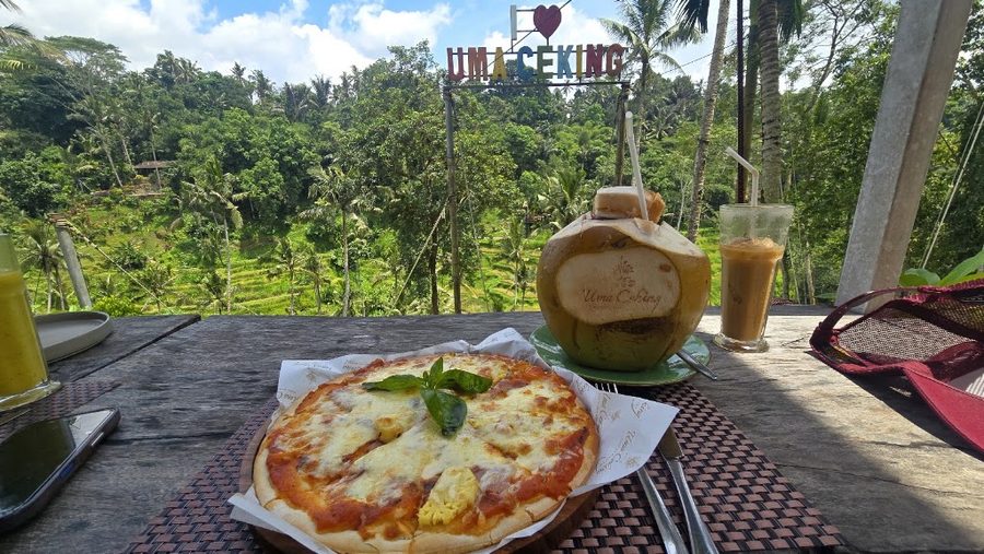 Uma Ceking Resto and Swing