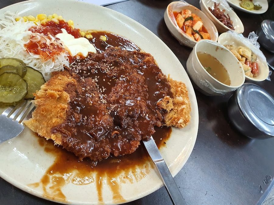 동굴식당