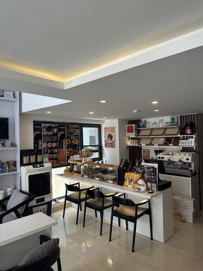 Beach House Mezzanine