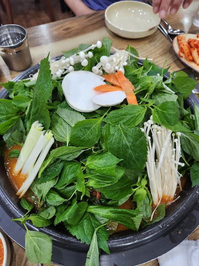 代代路馬鈴薯排骨湯豬腳