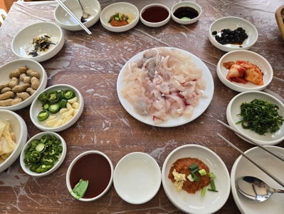 固城生魚片店