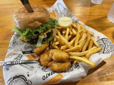 TaRook Steak & Burgers