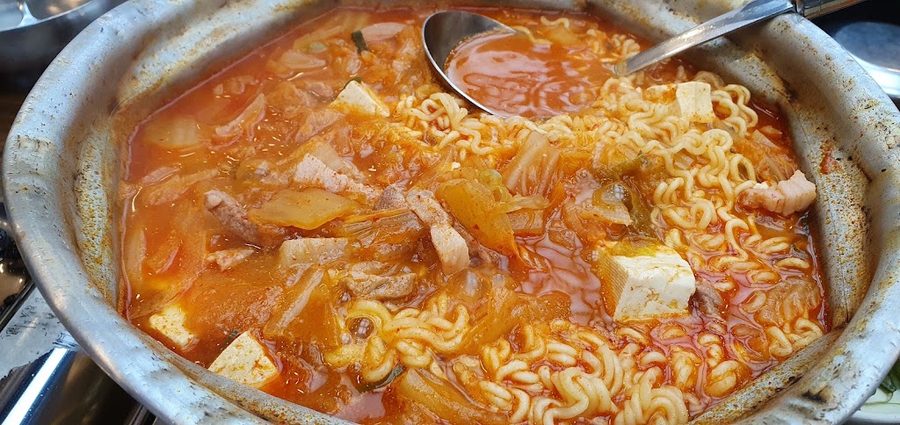 Yangpun Saeng Dwaeji Kimchi Jjigae Sinpo Main Branch