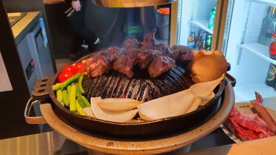 Ramujin Seongsu Cafe Street Branch