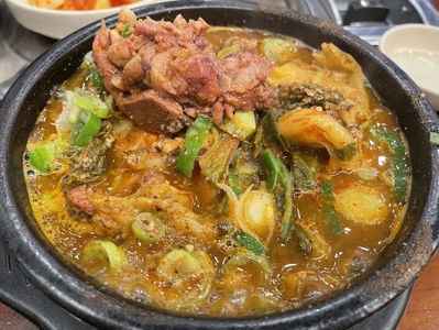 Jeon Junsu Myeongpum Cheonggiwa Gamjatang Ssukgogae Branch