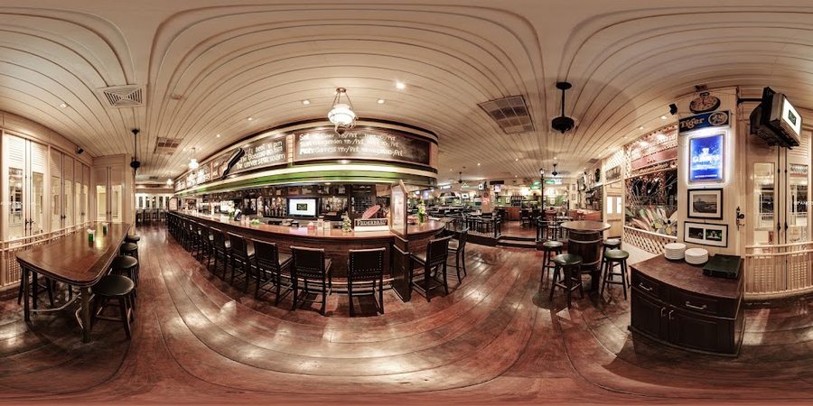 Mulligans Irish Bar
