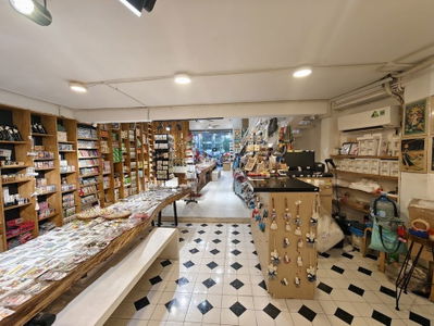 Artbook Souvenir Shop