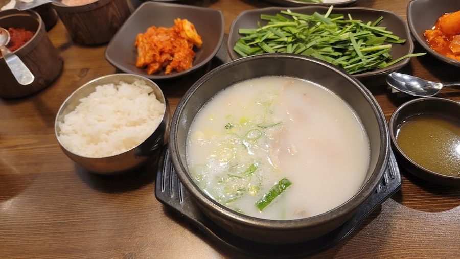 Todam Dwaeji Gukbap Busanjin Station