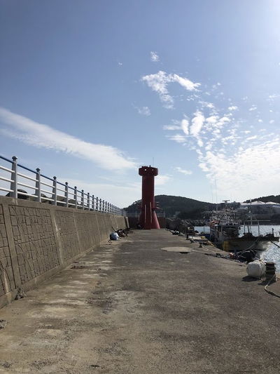 동암어항방파제등대
