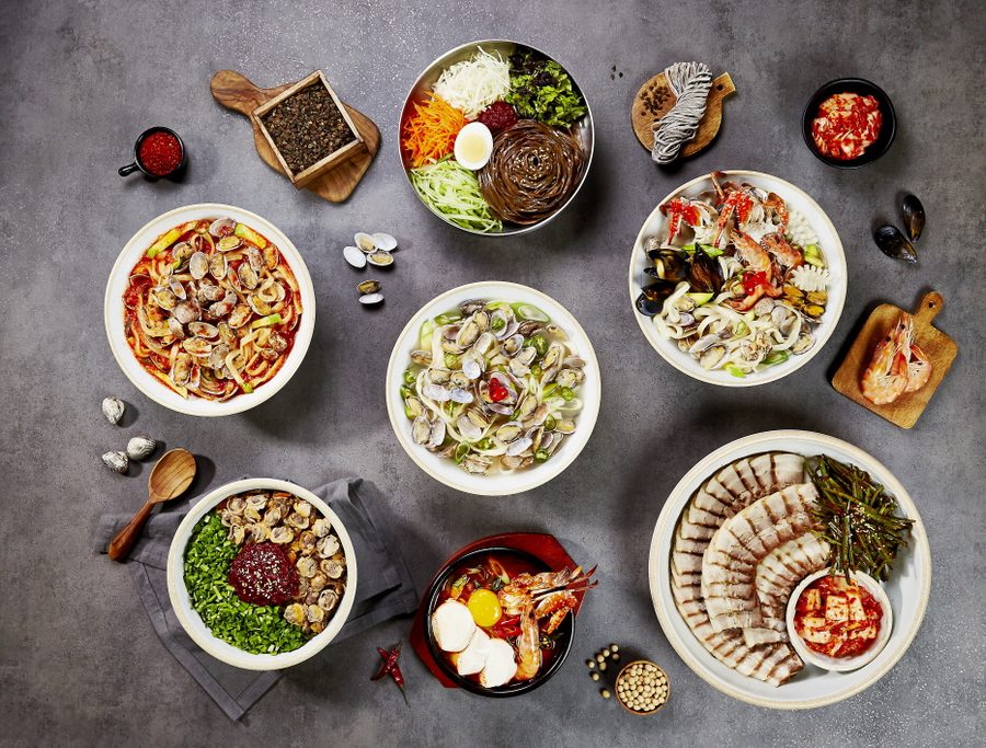 Gohyang Eommasom Saeng Bajirak Kalguksu Munjeong Branch