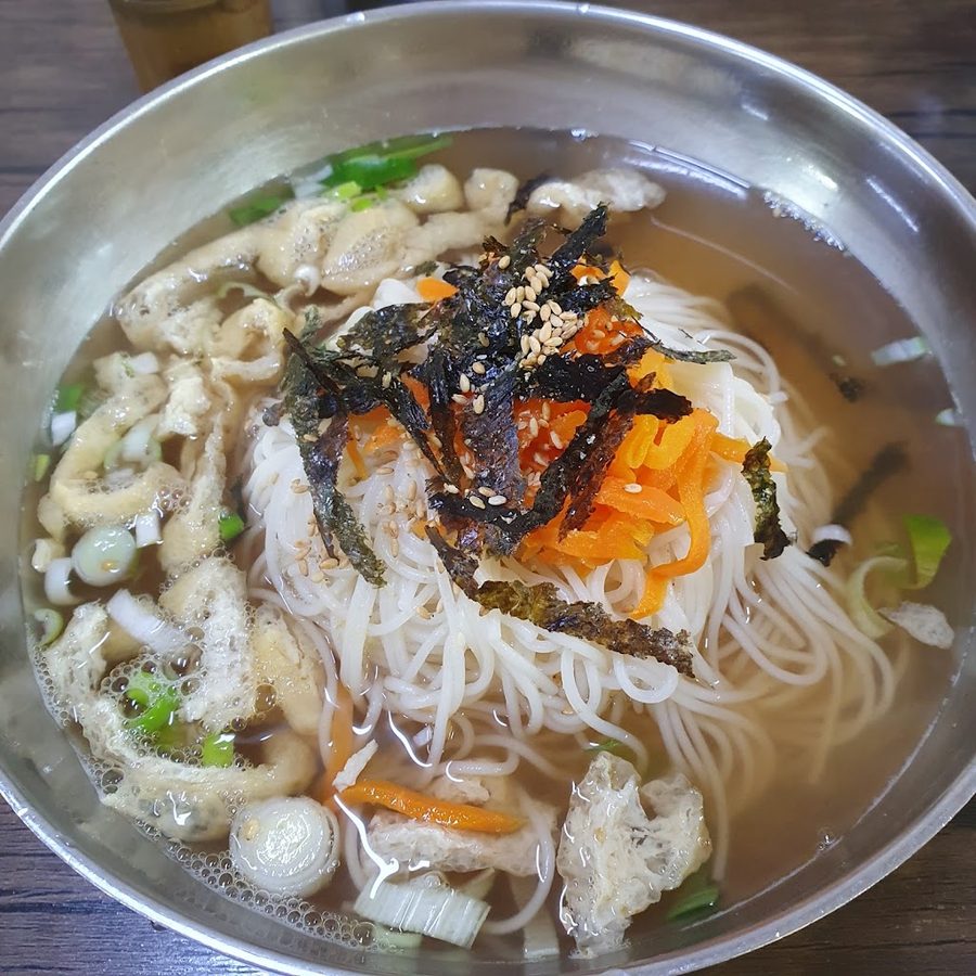 Manseon Myeolchi Guksu