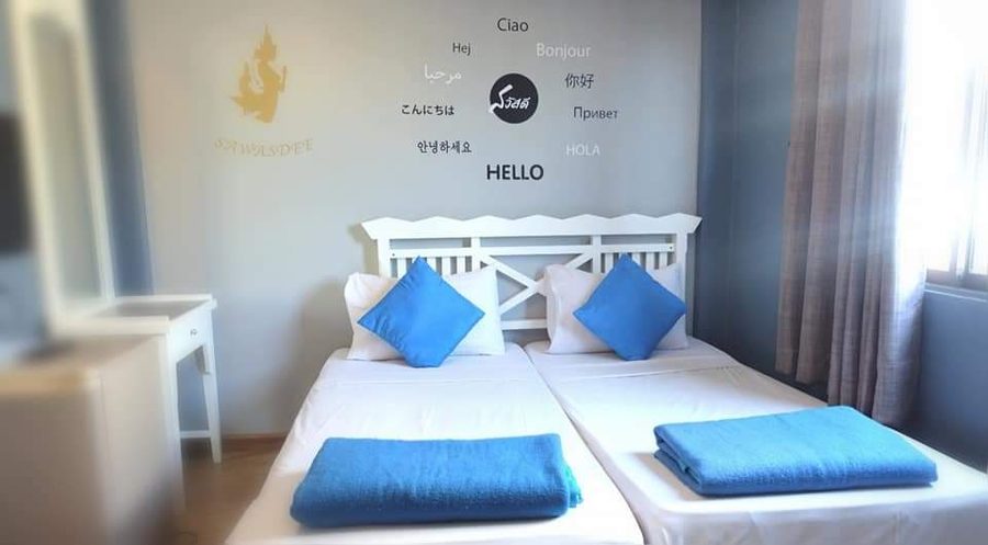 Tales Khaosan (Cafe & Hostel)