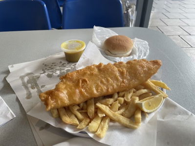 Lee's Fish & Chips Shop