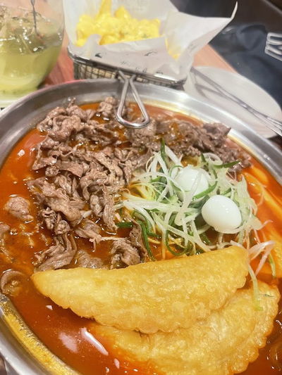 Cheongnyeon Dabang Apgujeong Branch