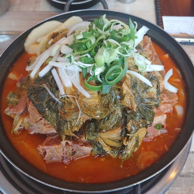 Seol Janggun Gamjatang