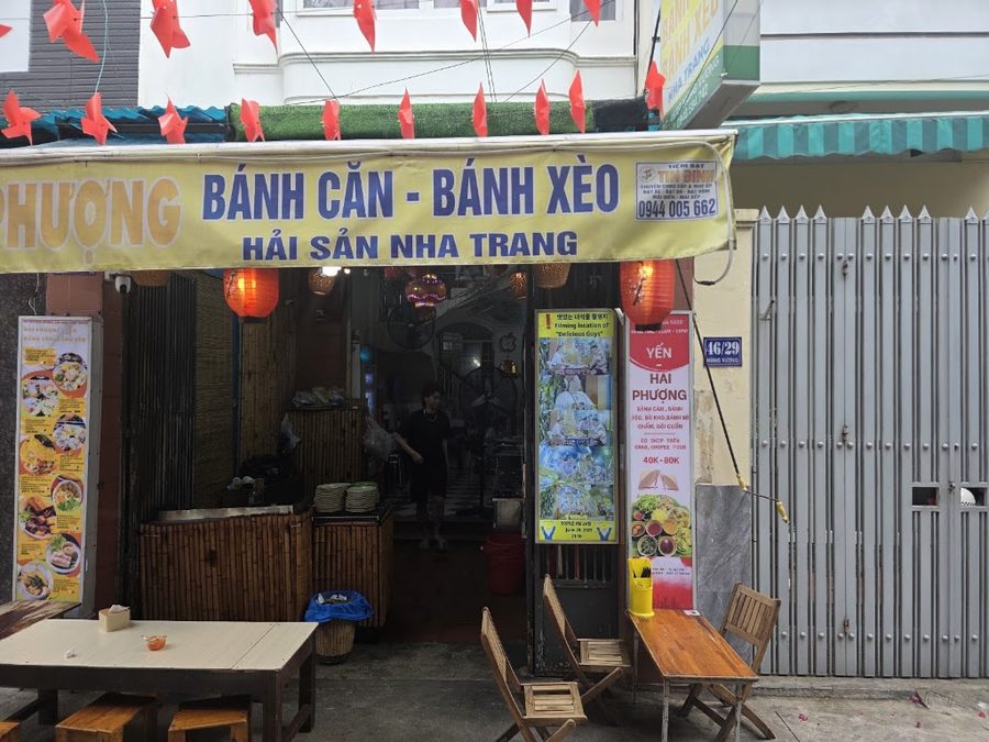 Hai Phượng - Yến Bánh Căn, Bánh Xèo chợ đêm Nha Trang