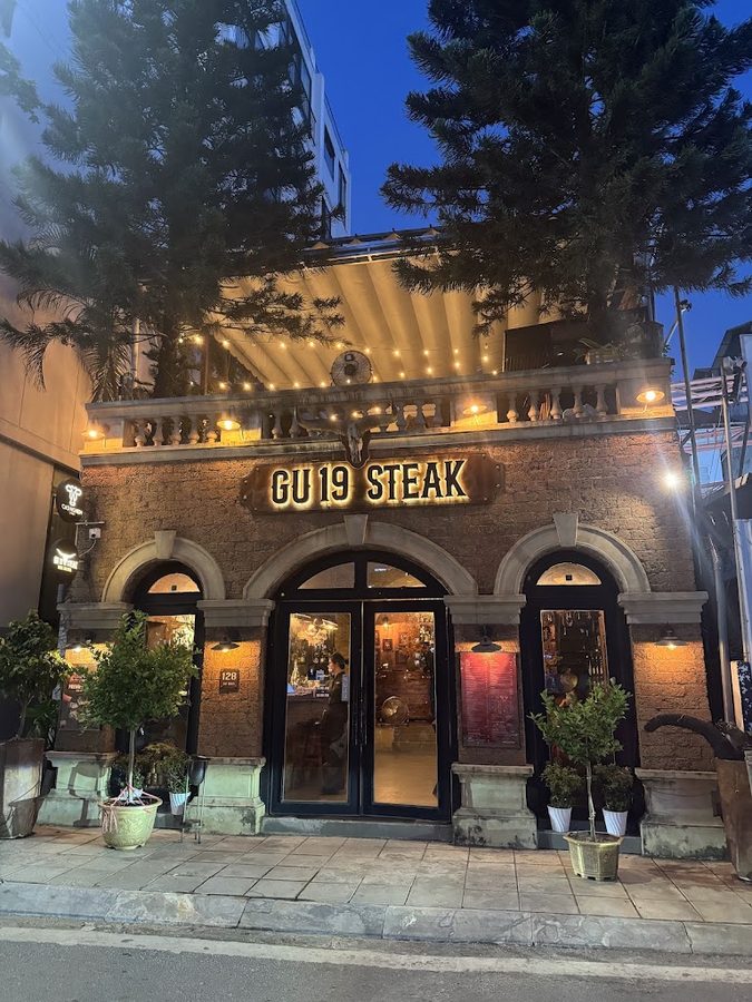 G.U 19 Steak