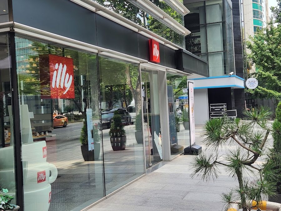 Illy Cafe Seolleung Justco Tower Branch