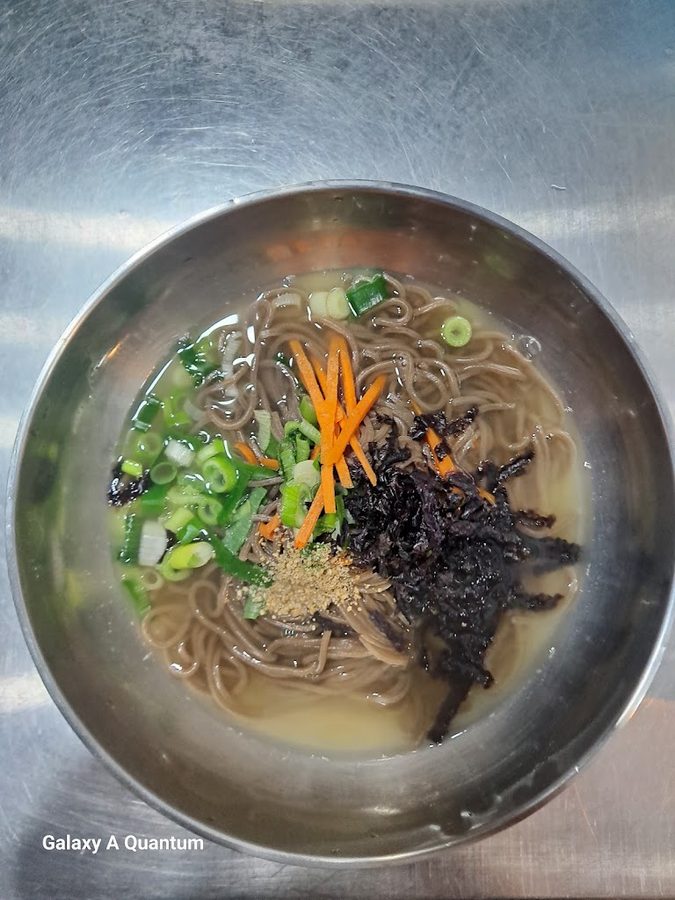 Jeonju Kalguksuneun Naega Choego