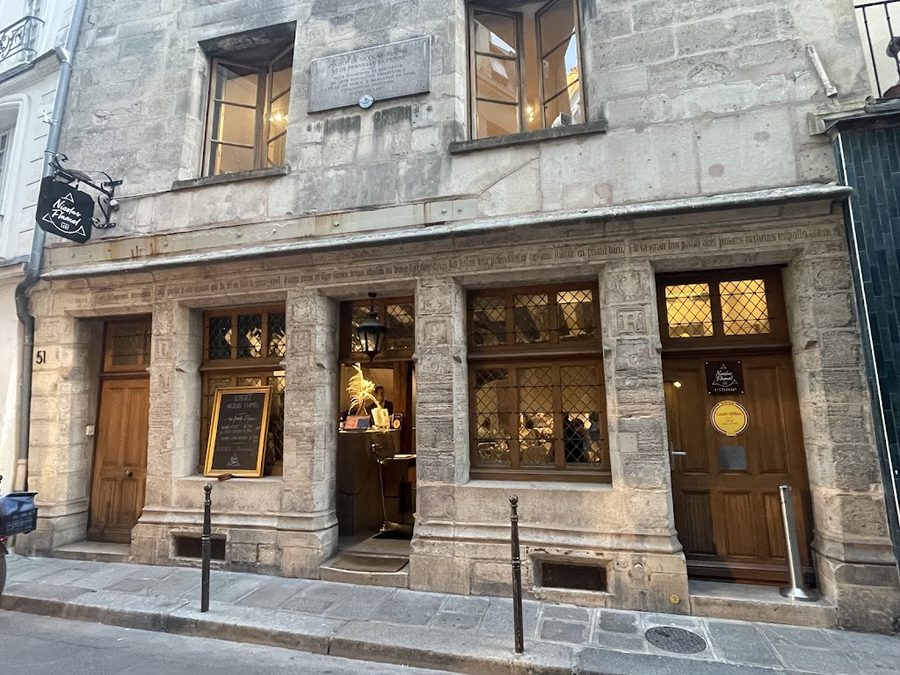 Auberge Nicolas Flamel