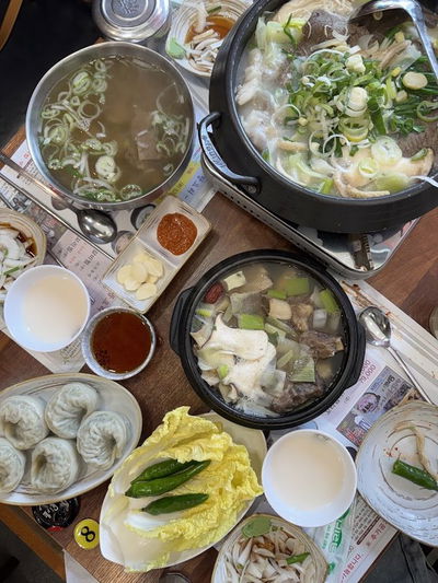 Sinchon Seolleongtang Daechi